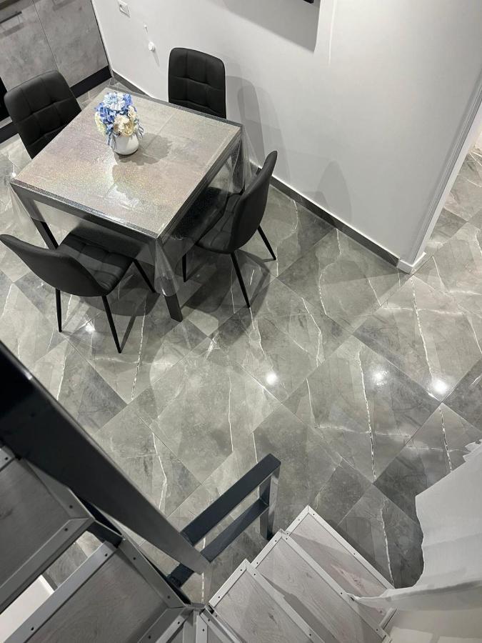 Casa Aurora Apartment Napoli Bagian luar foto